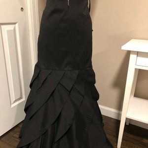 a very stylish skirt for a special night